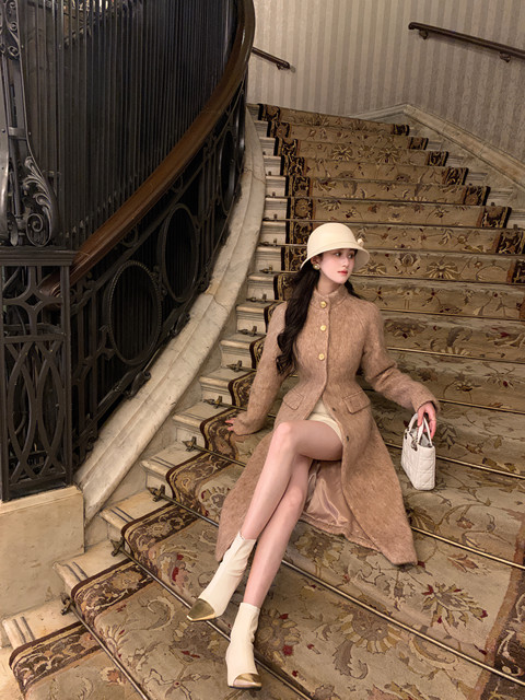 Hollinna Elegant Slim-Fit Long Woolen Coat for Women, Autumn and Winter High-End Slimming Long Coat in a Rich Girl Style