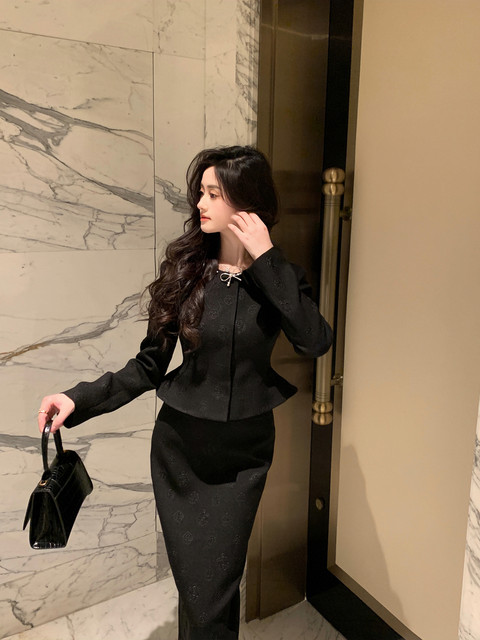 Hollin Hepburn's Cat New Chinese Suit Women's 2025 Spring and Autumn New dignified and elegant two-piece set