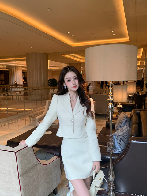 Hollinna Suspender Dress Suit Women's Autumn and Winter Design Wool High-End Woolen Suit Jacket Two-Piece Set