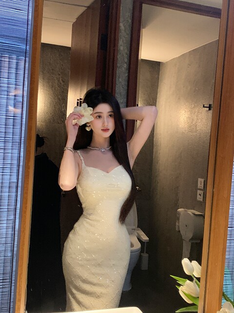 Hollinna Suspender Dress for Women, Spring and Autumn, High-End, Waist-Cinching, Elegant, French-Style Date Dress, Birthday Dress, Long Dress