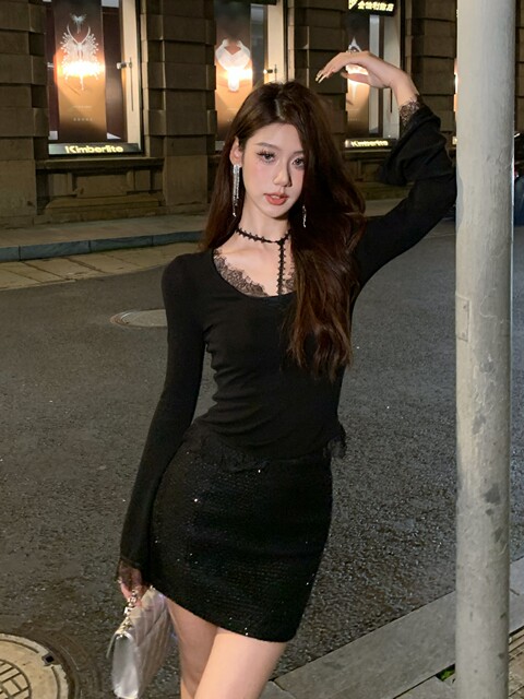 Hollin Eyelash Lace V-Neck Slim-Fit Knitted Base T-Shirt for Women, Spring and Autumn, Sexy and Warm, Socialite Style Top