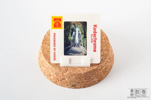 [Этот фильм] Первое инновации гуманитарных и пейзажных слайдов по всему миру демонстрируют стеклян