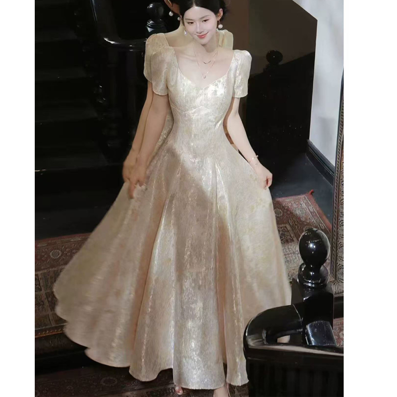 Plus Size Women's French-Style Elegant Dress, High-End Waist-Cinching Slimming Princess Dress for Banquets and Engagements