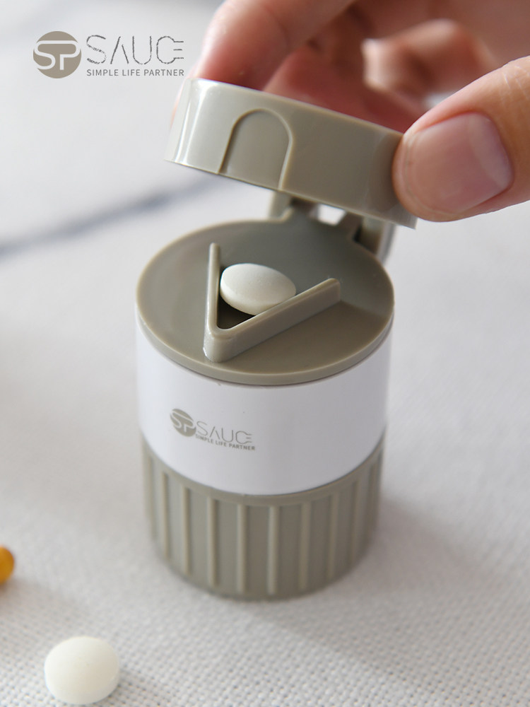 Sub-drugmaker Cheerizer 4 Sub-size Small Grinding Machine Grinding powder Grinding Machine Manual Medical Small Multifunction Japan