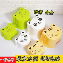 Thickened cute animal cartoon plastic stool childrens baby stool bathroom anti-skid stool size bench bench shoe stool