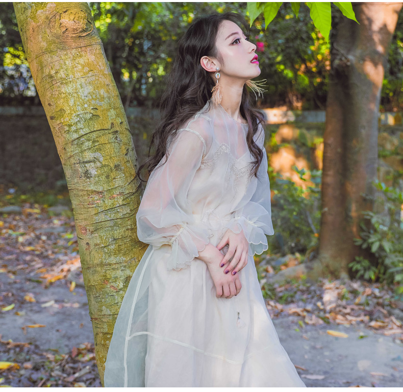 Fairy chic cổ tích nữ váy dịu dàng 2018 váy mới phù hợp với tình yêu đầu tiên retro siêu cổ tích Hồng Kông hương mùa thu 	váy ôm body khoét eo	
