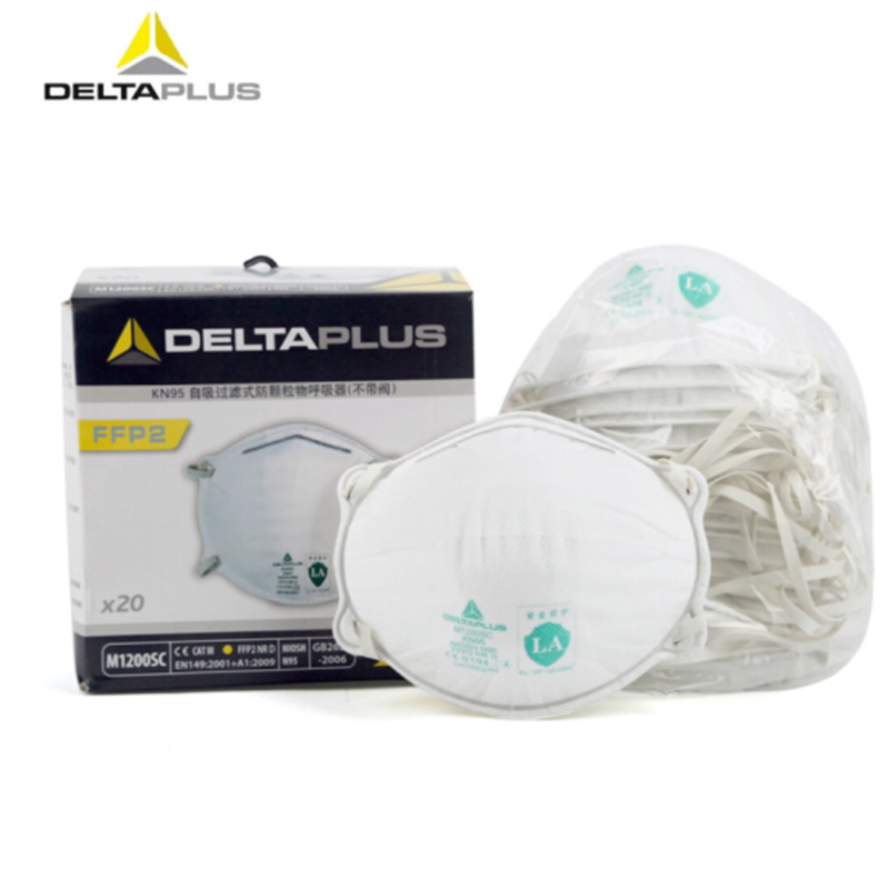 Delta, France, 104017, wears M1200 dust - proof mask cup