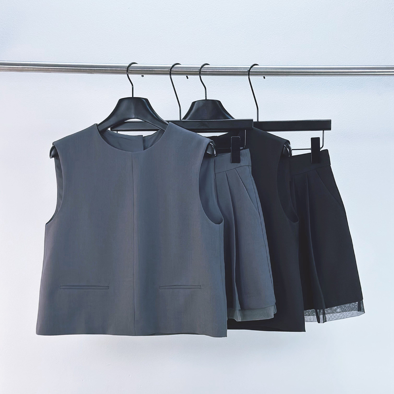 Mall-Style College-Style Sleeveless Vest and Skirt Set for Women, Summer High-End Light Luxury Fashion Two-Piece Set