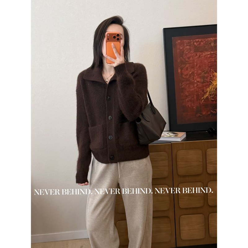 10.21【Winter Hot Cocoa】High-End Thickened Silk and Cashmere Classic Button Cardigan 570g