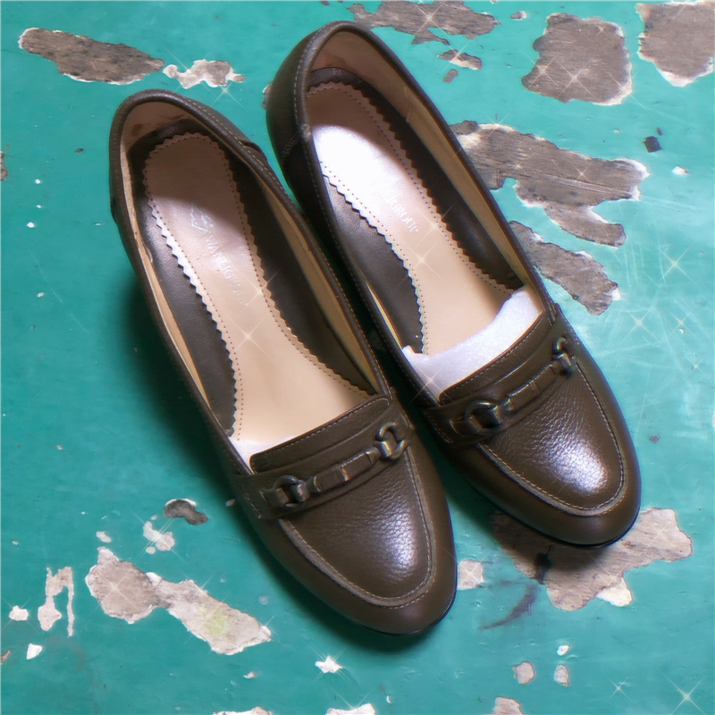 Vintage Retro Hong Kong Style Genuine Leather Comfortable Round-Toe High-Heeled Vintage Shoes, Mother's Era Style, Second-Hand Shoes Wl