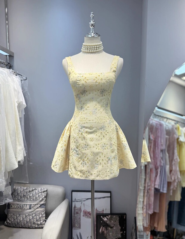 2025 Summer New Style French Square-Neck Yellow Floral Waist-Cinching Slimming A-Line Strap Dress Short Skirt for Women