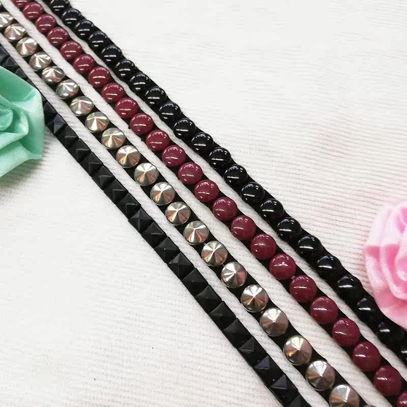 Clothing accessories claw beads according to claw-claw nail rivets can be ordered for a large amount of spot factory direct