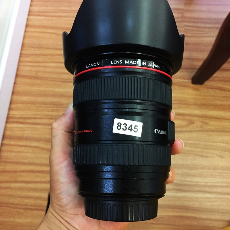 Ống kính Canon Canon 24-105 đã qua sử dụng EF24-105mm f4 IS USM1 thế hệ 2 khung hình đầy đủ ống kính