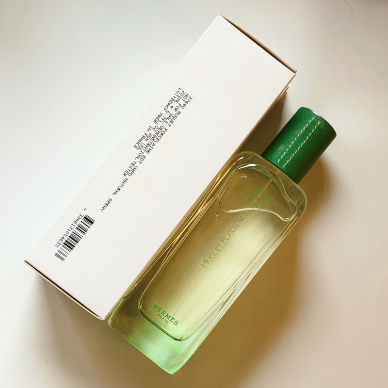 Simple White Box Hermes Haute Couture Fragrance Series Ceramic Lily of the Valley Perfume 100ml Simple White Box Hermes Haute Couture Fragrance Series Ceramic Lily of the Valley Perfume 100ml