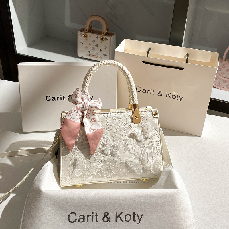 Carit Koty Super Popular Niche Butterfly Embroidered Tote Bag for Women 2026 Spring and Summer New High-End Handbag Carit Koty Super Popular Niche Butterfly Embroidered Tote Bag for Women 2026 Spring and Summer New High-End Handbag