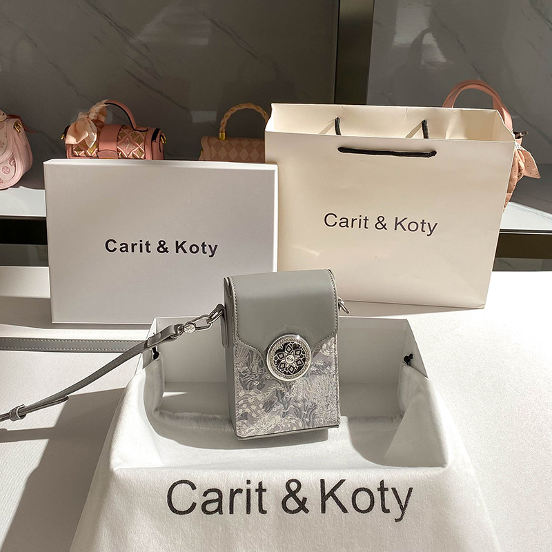 Carit Koty Exquisite Mini Bag 2025 New Trendy Luxury Embroidery Vertical Phone Bag for Women Crossbody