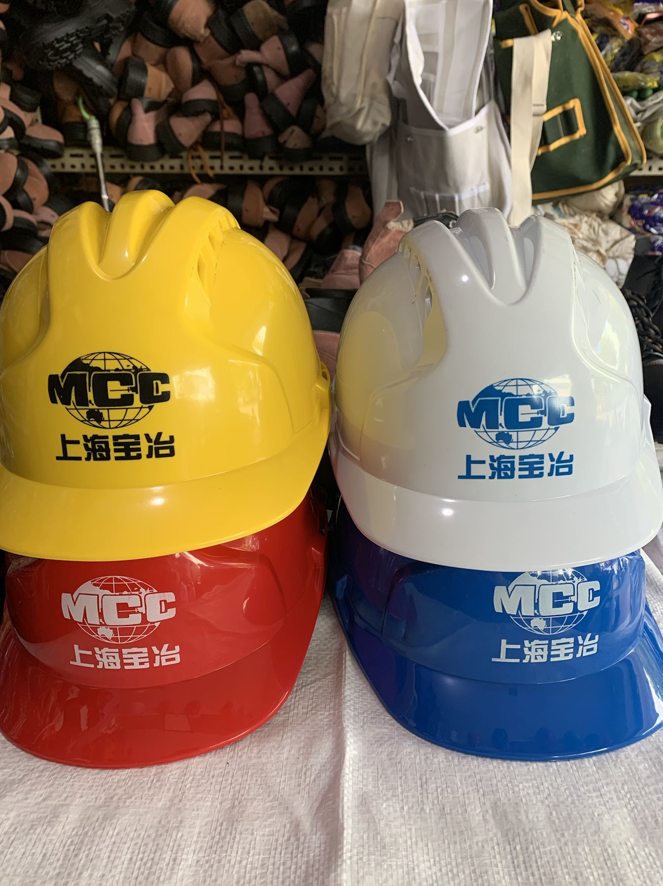 The great offer of the new safety helmet of the upper haibao