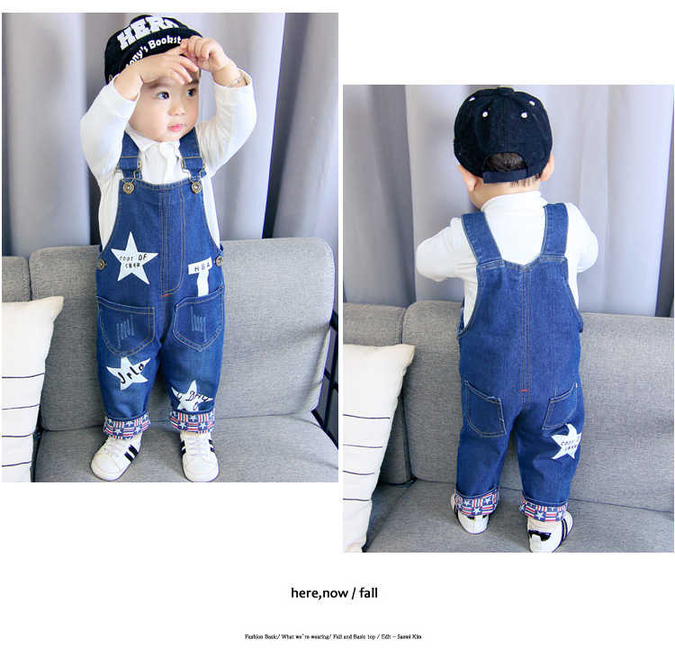 18 mùa xuân mới bé denim trẻ em dây đeo quần 0-3 tuổi bé trai và bé gái quần nhung kẻ sọc quần quần yếm cho bé gái