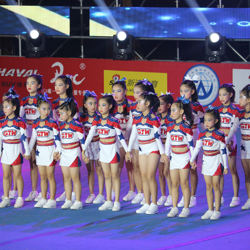 Clear 18 new products of cheerleader competition clothing for aerobics clothing students performing in the Lara team competition clothing female