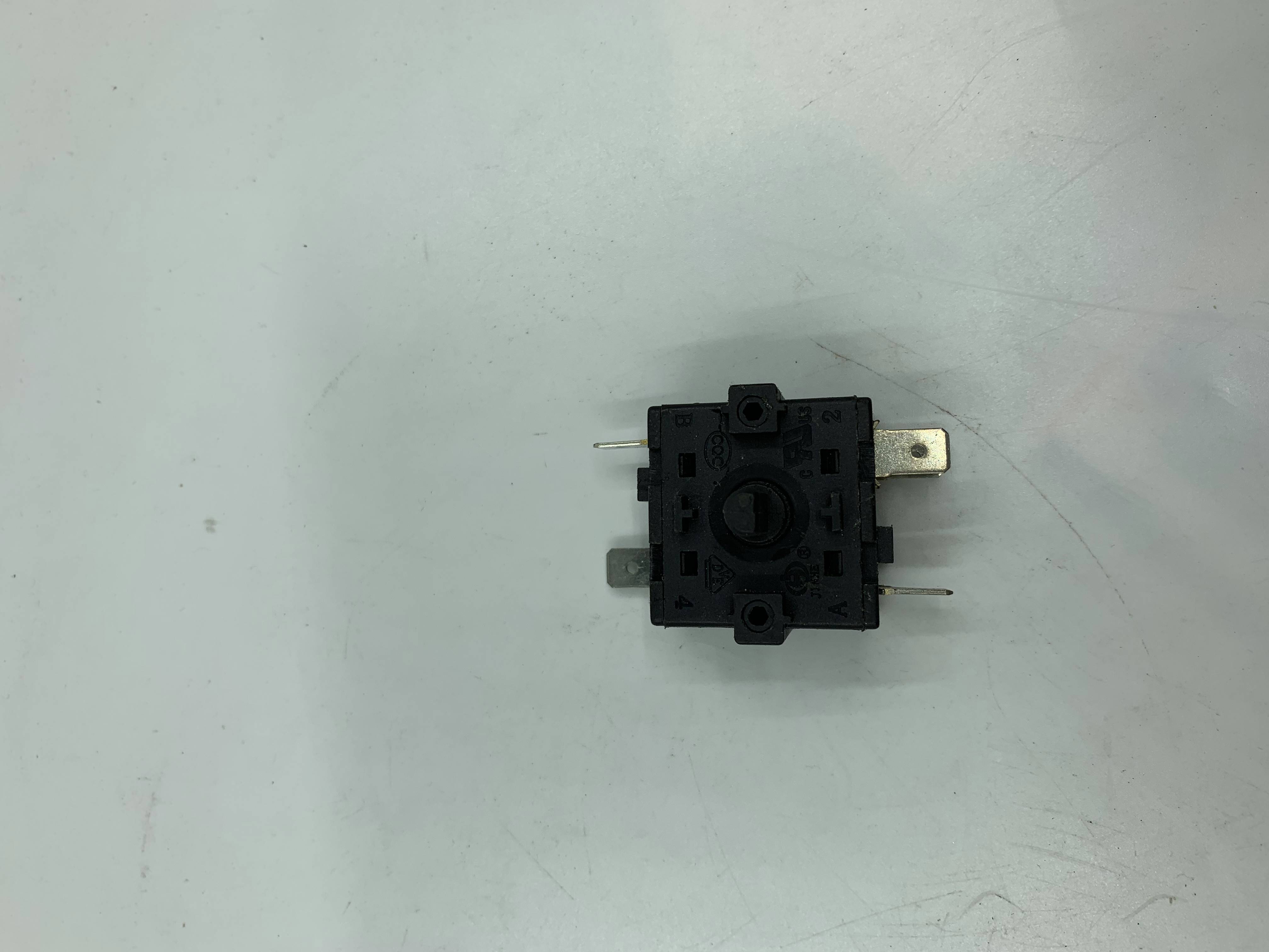 Midea 25T125 heater electric water heater knob five-plug three-gear switch XK2 FS40F60F50-21C4