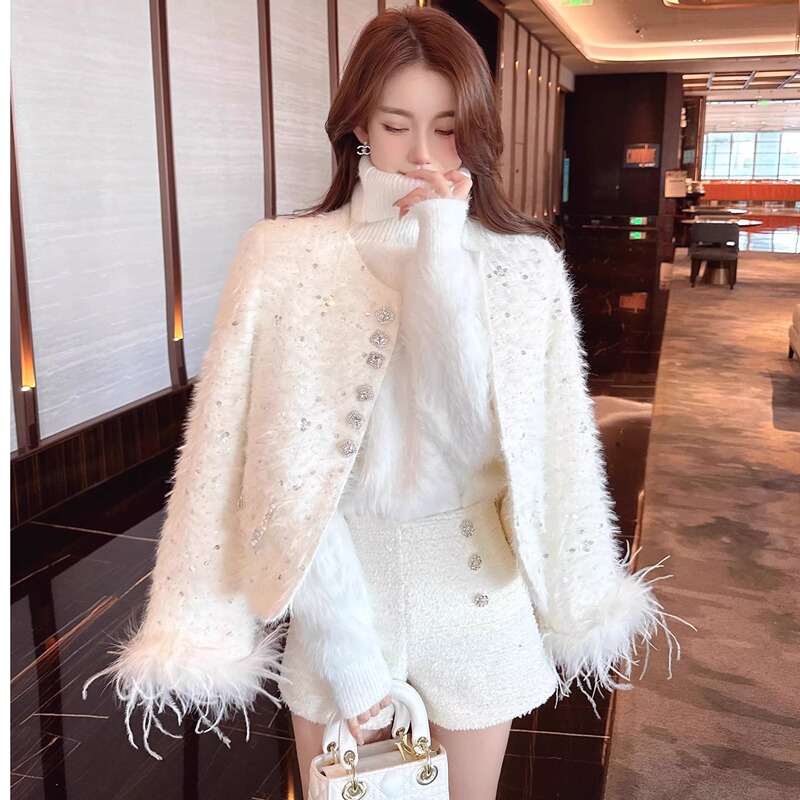 High-End Ostrich Feather Sequin Chanel-Style Jacket for Women, 2026 Autumn and Winter New Thickened and Fleece-Lined Elegant Short Top