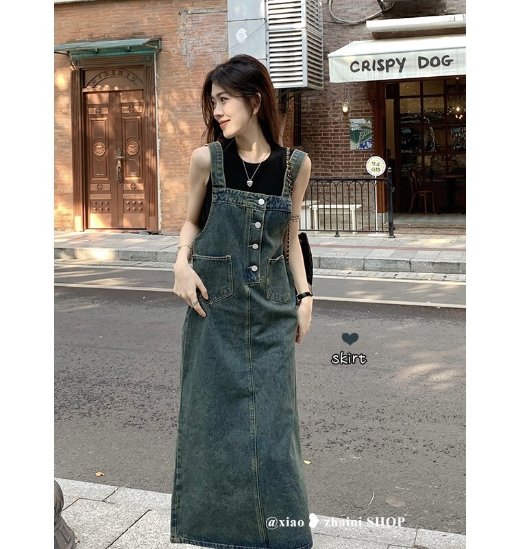 Vintage Blue Dress 2025 Summer New Denim Suspender Skirt for Women with Washed and Distressed Design Mid-Length Skirt