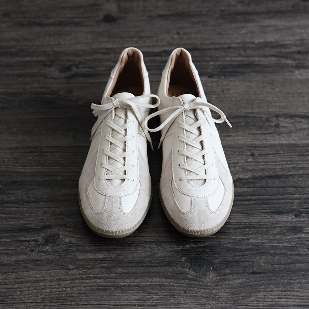 Authorized spot Japan Reproduction of Found classic wheat color German training shoes small white shoes retro
