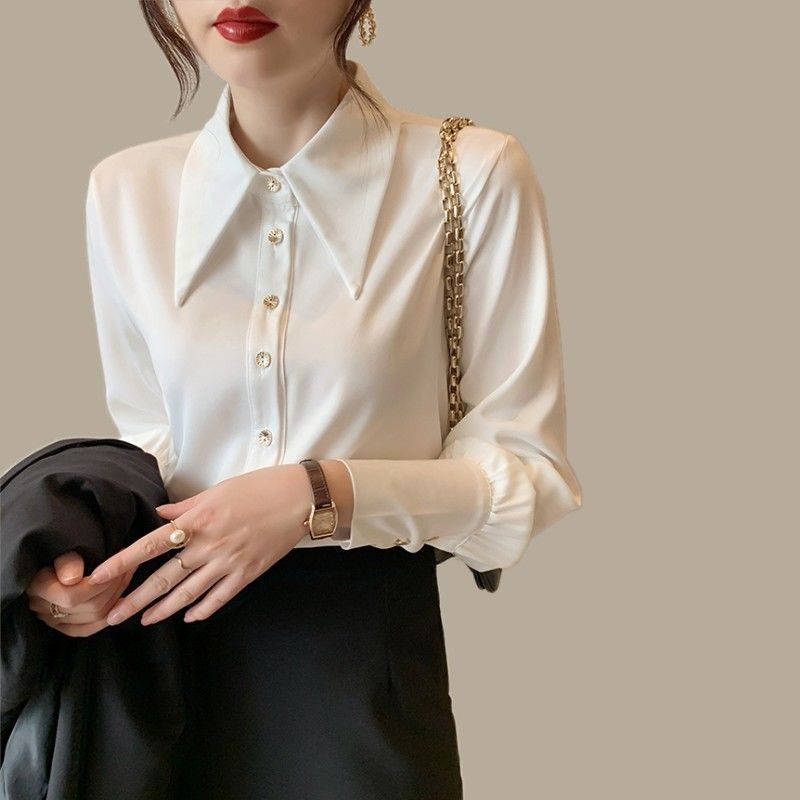 Women's long-sleeved white shirt, new spring/autumn 2025 style, large collar, loose fit, slimming design, unique layering top.
