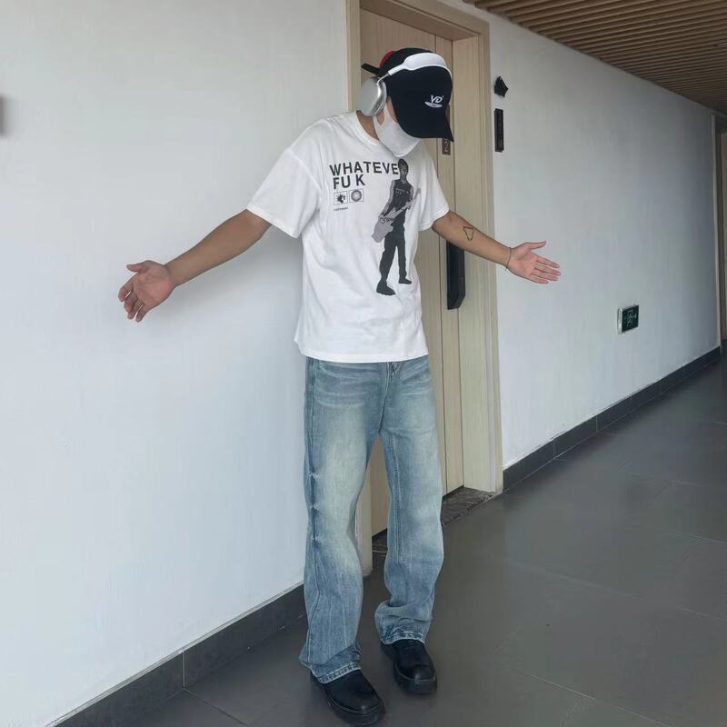 Aim at Heart 517 Jeans with Whiskers and Crackle Pattern, Vintage Snowflake Wash, Distressed Cleanfit