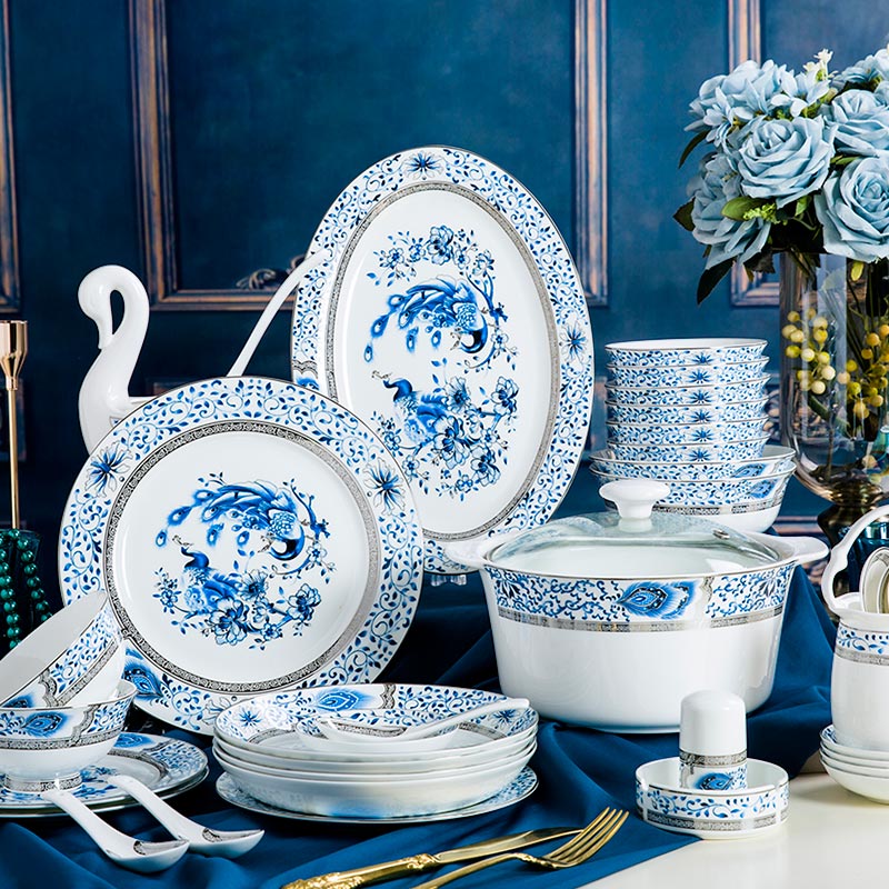 Blue and white porcelain tableware suit ipads porcelain jingdezhen ceramics dishes household of Chinese style dishes glair bowl chopsticks combination