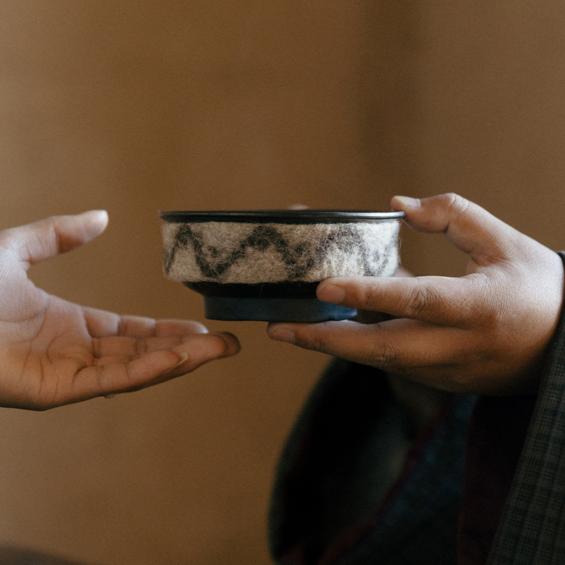 Gari·Shanxian 【A Bowl for a Lifetime】Tibetan Black Clay Bowl, Handmade by Intangible Cultural Heritage Artisans, Yak Wool Felt Bowl Cover