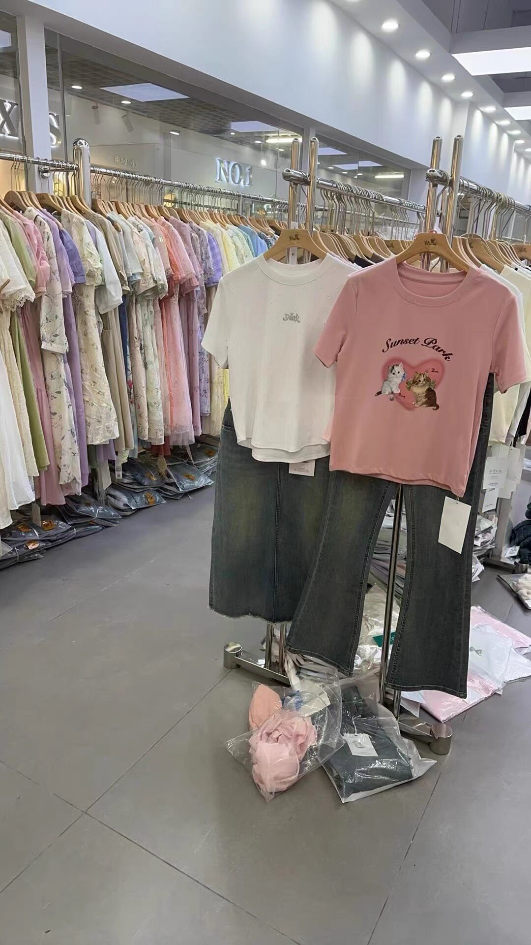 定制专拍怎么选?先看这5点再下单!-手绘包-淘宝百科网