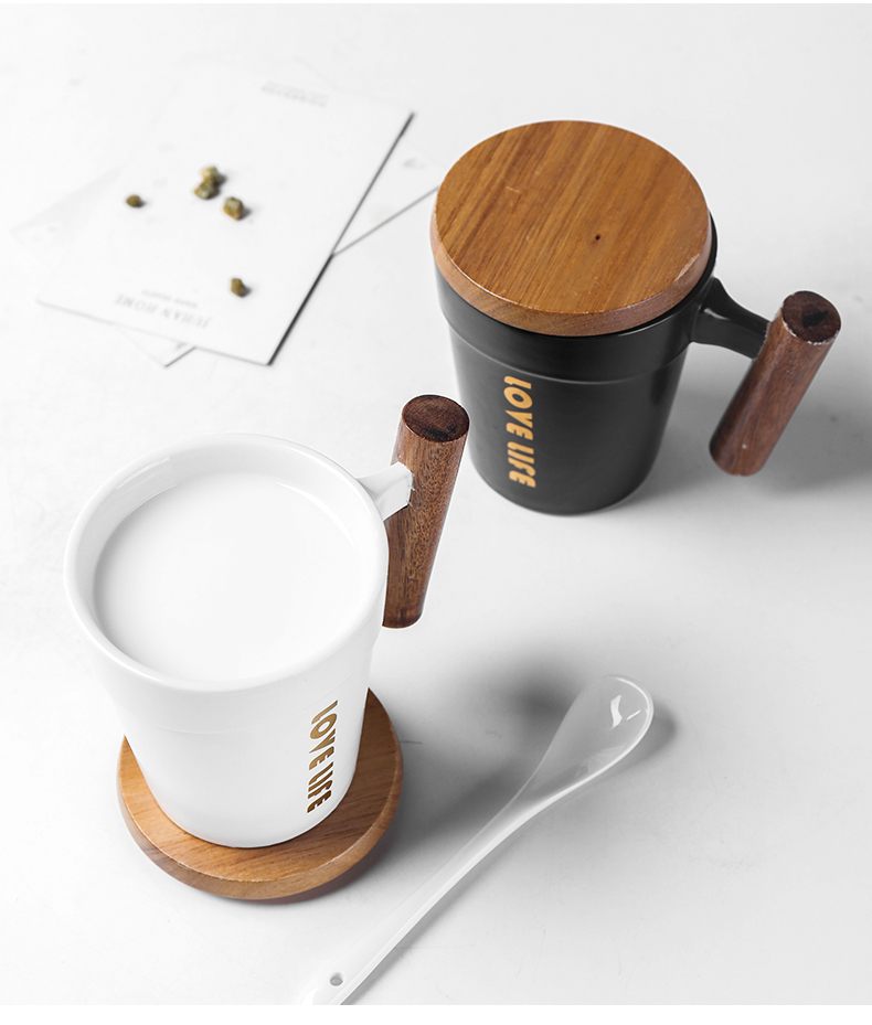 The Nordic idea with wooden handle, ceramic cup move trend male and female students home office mark cup with cover glass