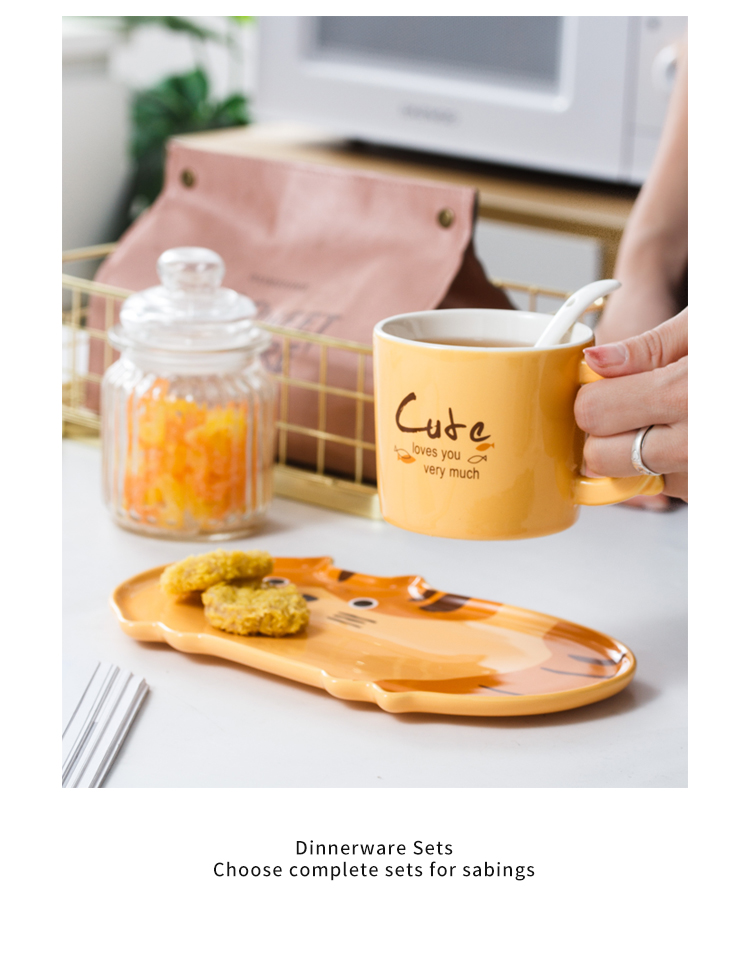 Express cartoon coffee cups and saucers creative European small delicate light much exquisite ceramic cup tea cup