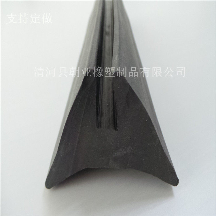 Dovetail sealing strip Bridge dovetail anti-collision strip Construction dovetail strip Rubber dovetail strip for beam bottom