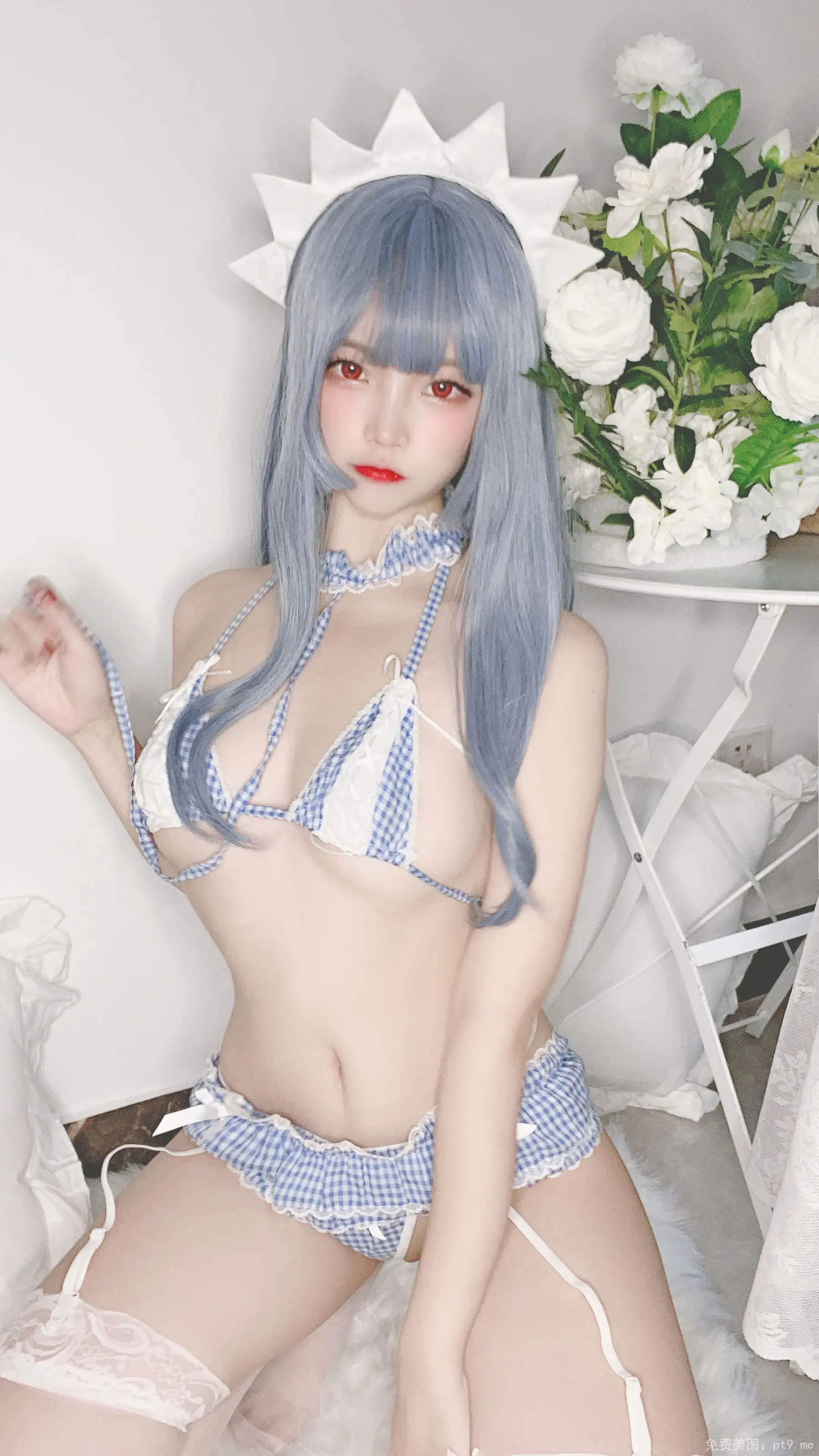 人气Coser二佐Nisa – 蓝格比基尼女仆-品图吧