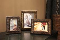 Crown European wooden creative retro combination frame photo frame photo hanging wall 8 inch ancient frame photo frame manufacturer Qing