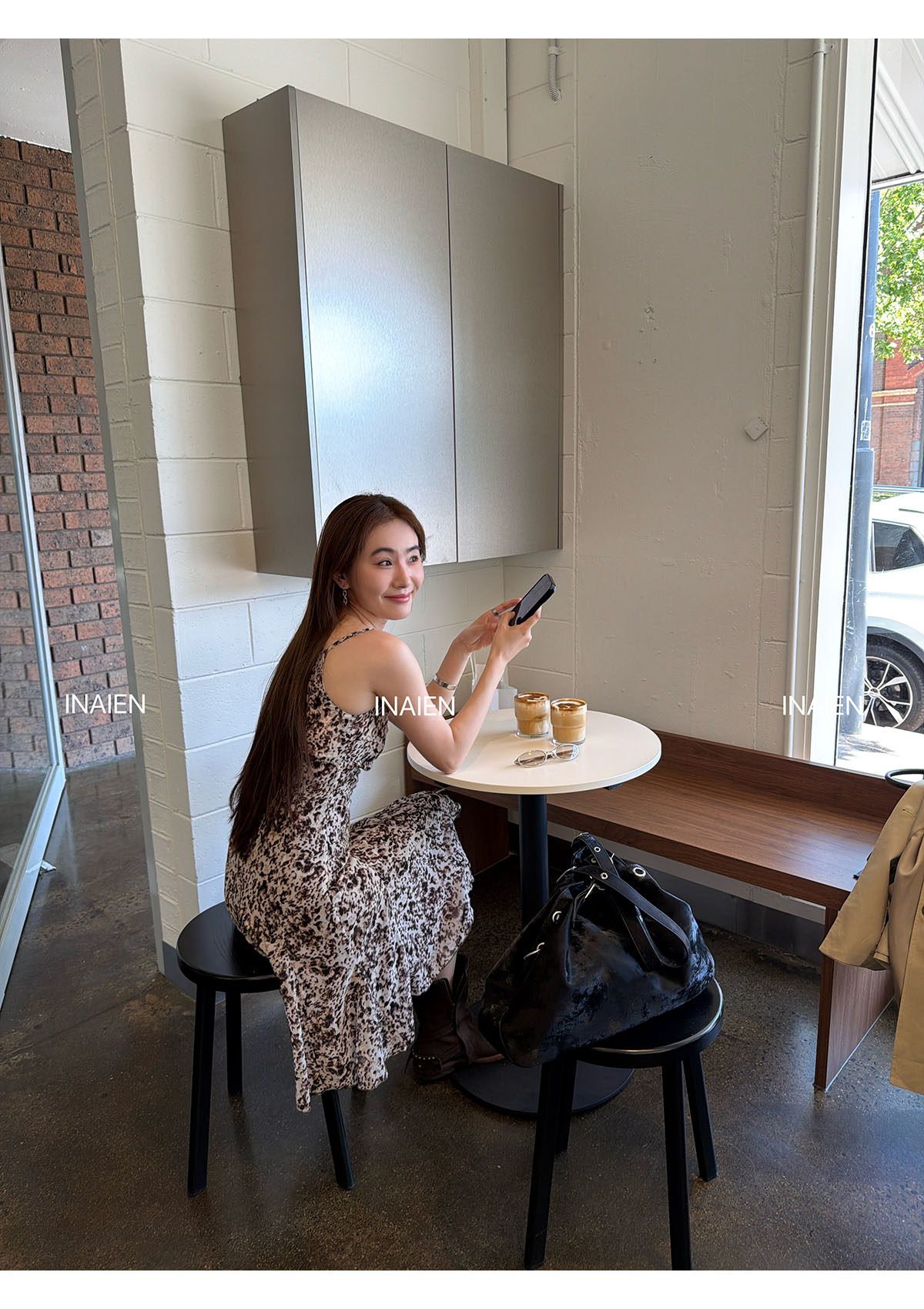 INAIEN笑笑家 винтажное леопардовое платье-сарафан с V-образным вырезом "重庆森林" весна 26