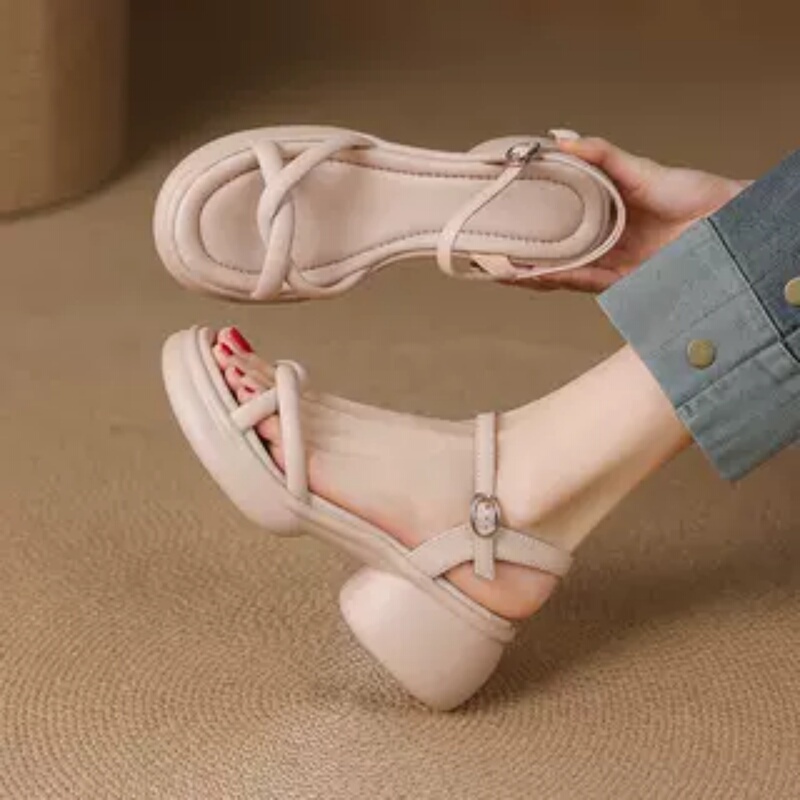32-43 Large Size Shoes Open-Toe Thick-Soled Chunky Heel Sandals for Women, New Summer Style, Simple Single Strap High Heels, Export