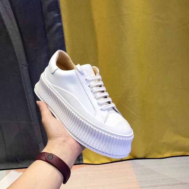 Internet celebrity ins white shoes 23 autumn and winter new women's shoes with increased height, platform soles, thick soles, comfortable genuine leather, versatile shallow mouth