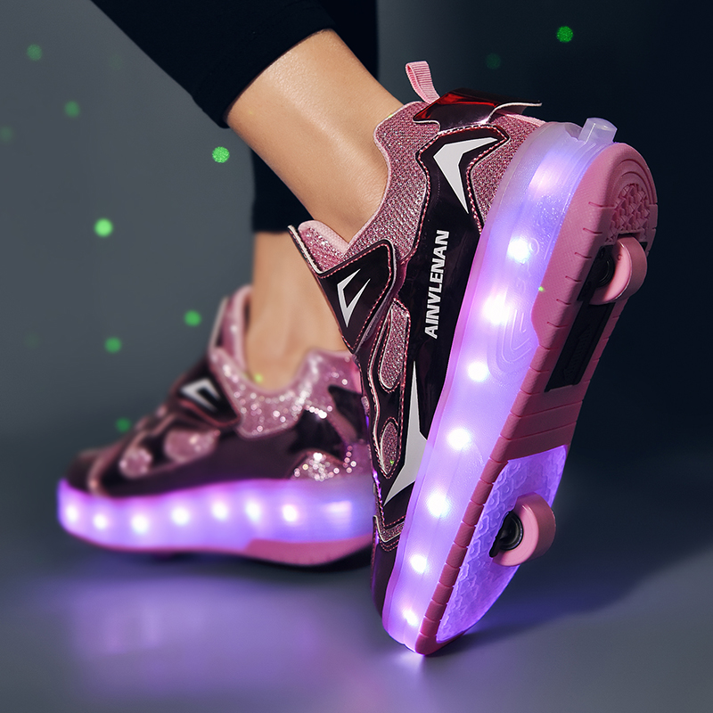 Shake sound adult runaway shoes Student children pulley shoes Girl walking explosion walking shoes Double wheel invisible boy wheel shoes