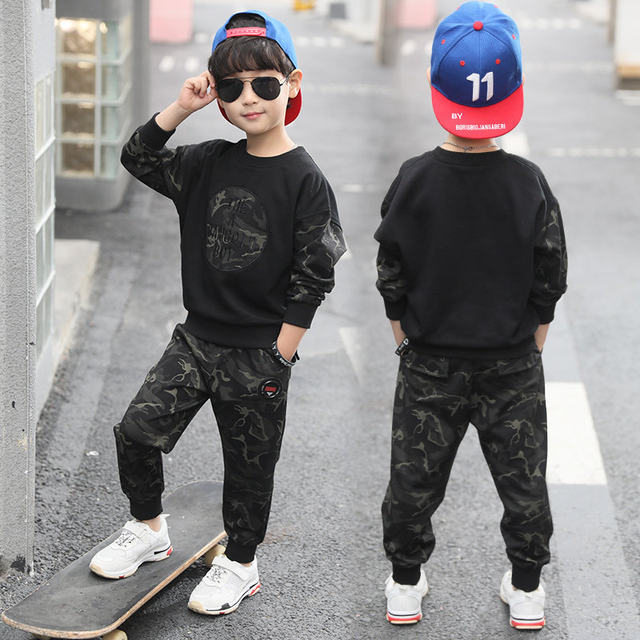 Boys spring suit 2022 new western style boy sports big boy Korean version handsome spring and autumn children's clothing trend