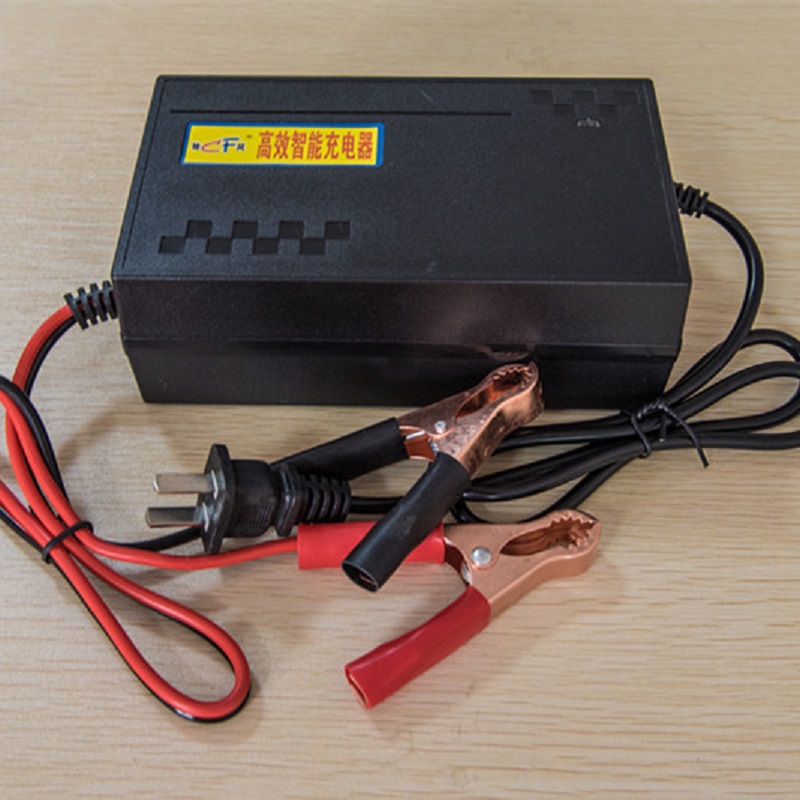12V battery smart charger lead-acid liquid solid dual-use 8A short-circuit reverse connection protection