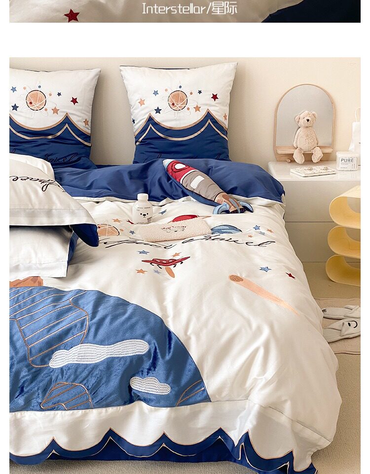 Комплект постельного белья из 100% хлопка с вышивкой для мальчиков, космическая тематика с ракетами, синий цвет, 4 предмета