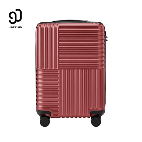 Универсальный чемодан на колесиках