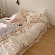 (Rich Mountain Strawberry) South Korean Romantic Fields Garden Wind Small Broken Flowers All Cotton Four Sets Princess Lotus Leaf Side Pure Cotton Quilt Cover