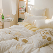 (Rich Mountain Strawberry) Full Cotton Double Layer Yarn Four Sets Small Fresh Embroidery Handwoven Pure Cotton Quilt Cover Sheet