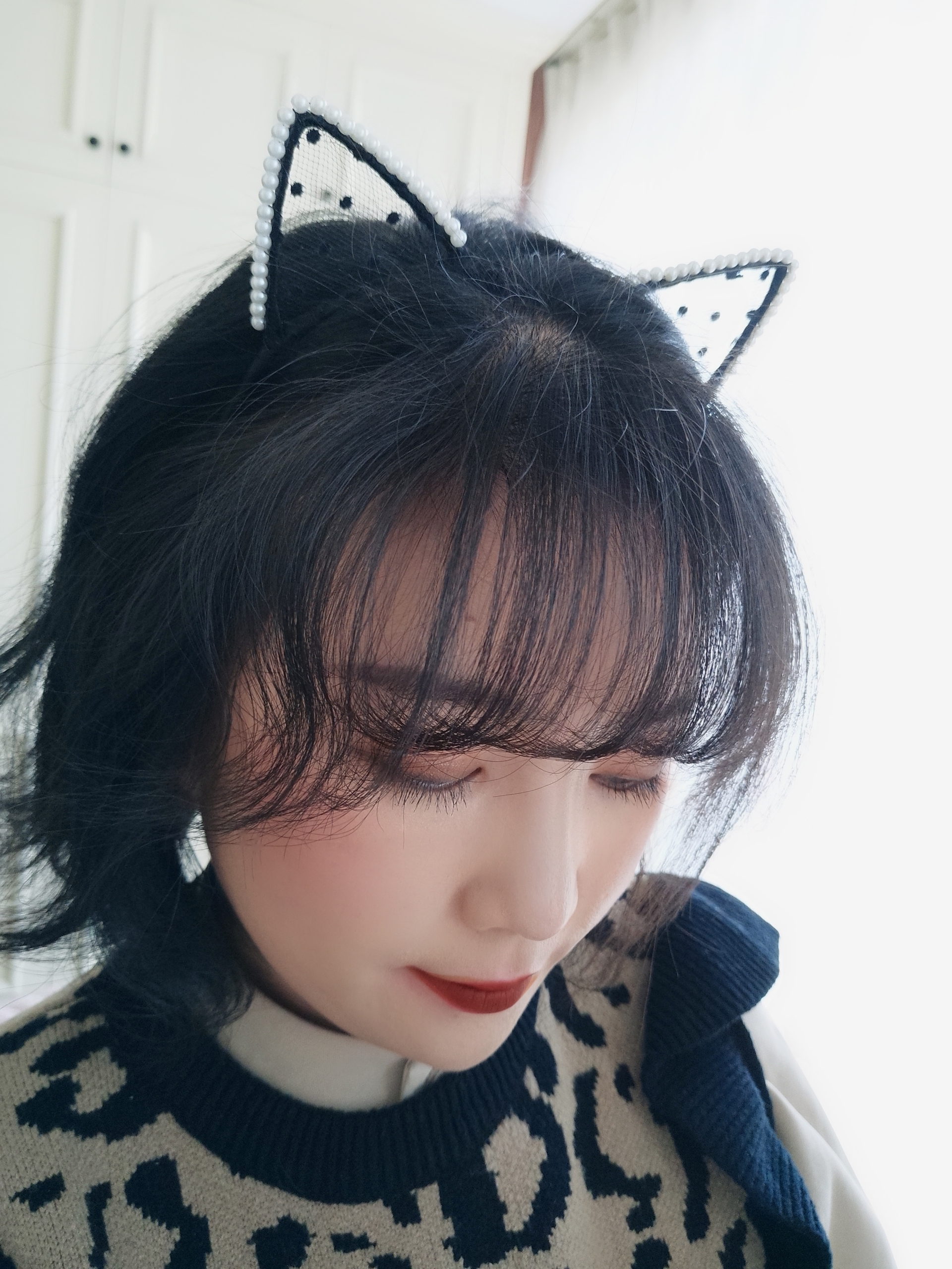 Mới lưới ngọc trai handmade phong cách hoạt hình catwalk show bán tóc hoop phụ kiện tóc mũ ít tóc nữ - Phụ kiện tóc scrunchies hoa cúc