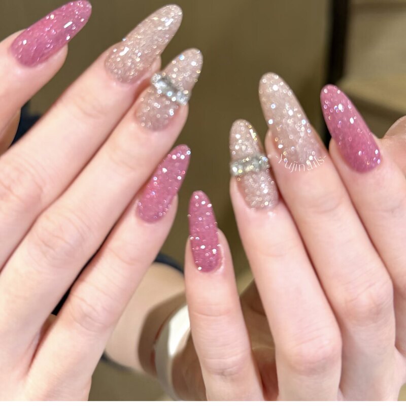 Strawberry Crushed Ice, Berry Color Hot Item Enoi Japanese Trendy Rhinestone Nail Art Crushed F24 F07 Strawberry Crushed Ice, Berry Color Hot Item Enoi Japanese Trendy Rhinestone Nail Art Crushed F24 F07