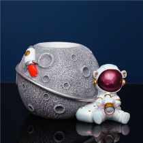 Creative Childrens Day birthday gift for boys friends brothers boys practical pen holder ornaments graduation season souvenirs